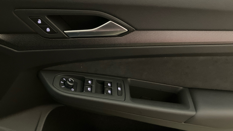 Volkswagen Golf 1.5 eTSI 150 Black Edition 5dr DSG Petrol Hatchback